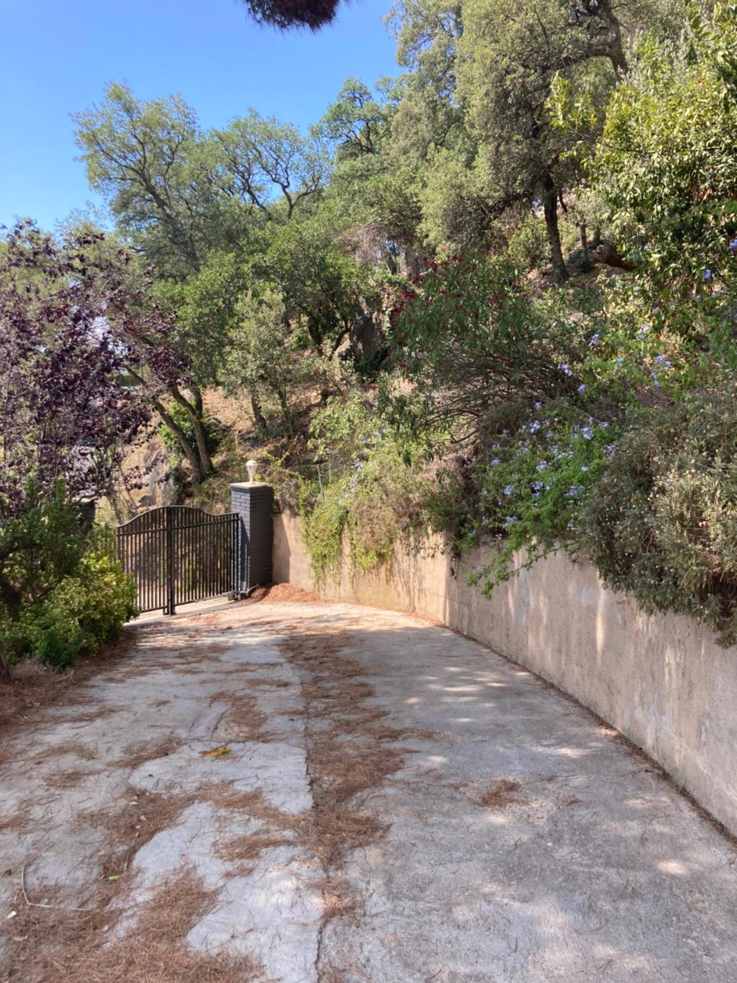 Casa Con Vista Y Jardin, A 20' De La Playa Vila Sant Cebrià de Vallalta Exterior foto